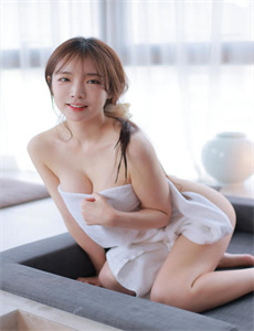 《黑人又大又粗又硬XXXXX动态图-莉娜色诱》