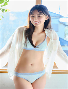 《色欲AV巨乳无码一区二区-末班车后的胶囊旅馆向上司传递温热》